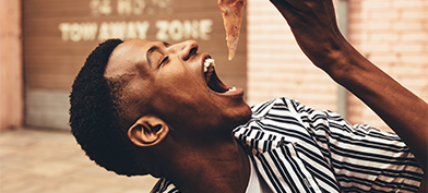 Man-eating-pizza